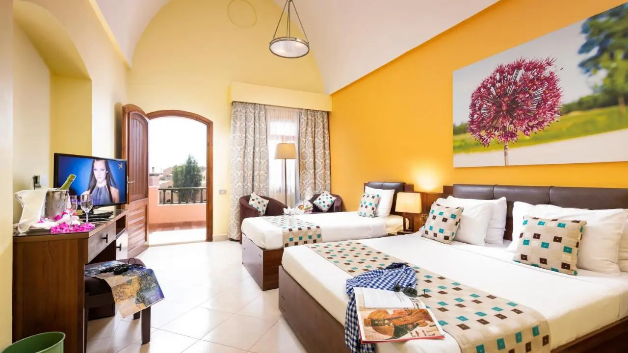 الفندق ثري كورنرز ريحانة - الجونة